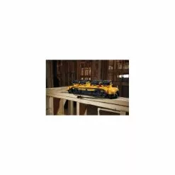 DeWALT 18V 4 Ports Hurtig Oplader (8 Ah) - DCB104-QW