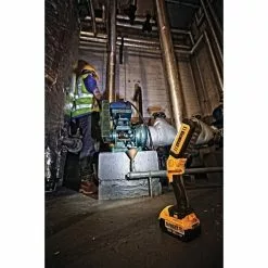 Dewalt 18V XR Håndholdt LED-arbejdslys DCL050 - Løs Enhed -Ryobi Butik dewalt 18v xr handholdt led arbejdslys dcl050 ls enhed 4