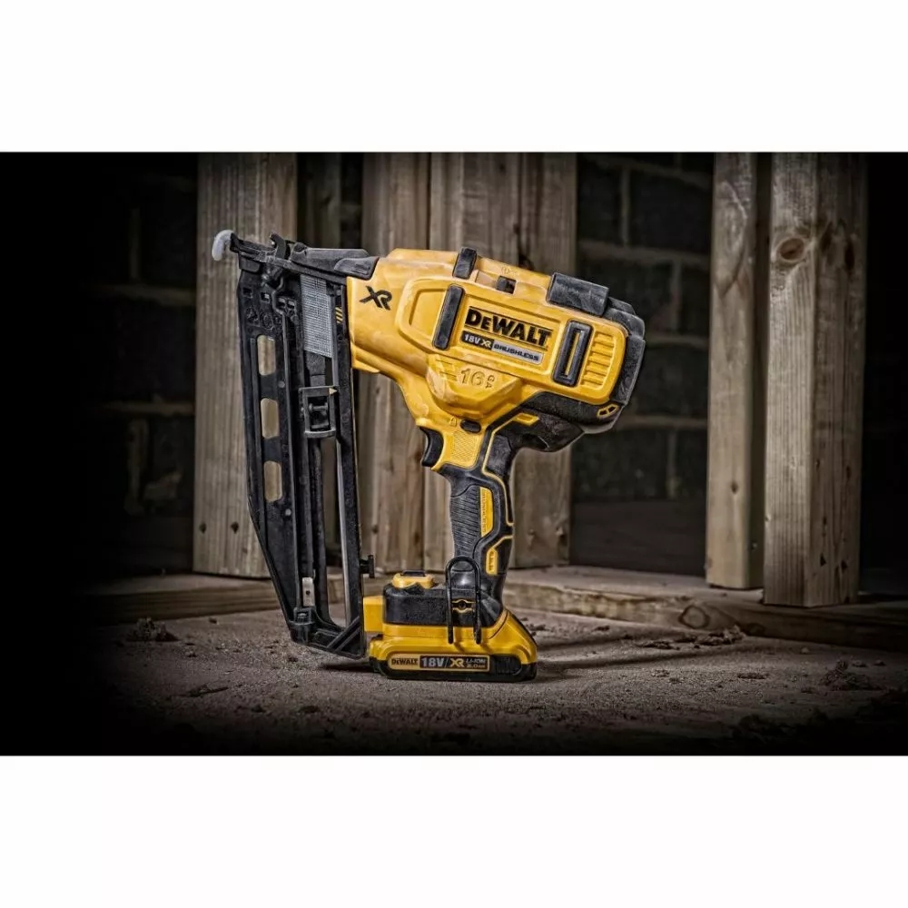 Dewalt Dcn660d2 18v Xr16ga Dykkerpistol 2 Batt 2ah 5 Dewalt Dcn660d2 18v Xr16ga Dykkerpistol 2 Batt 2ah - Billede 3