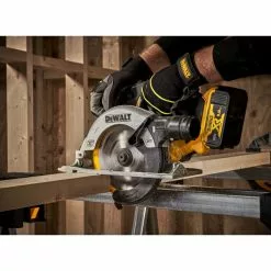 Dewalt DCS565N-XJ Kulfri 18v Xr Li-ion Rundsav, Løs Enhed -Ryobi Butik dewalt dcs565n xj kulfri 18v xr li ion rundsav los enhed 4