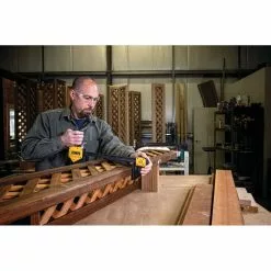 DeWALT Hurtigtvinge Xl 600mm - DWHT0-83186 -Ryobi Butik dewalt hurtigtvinge xl 600mm dwht0 83186 6