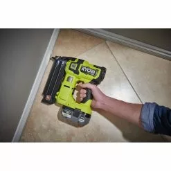 Ryobi ONE+ Dykkerpistol Startsæt - R18GN18-120S -Ryobi Butik ryobi one dykkerpistol startsaet r18gn18 120s 2