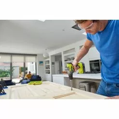 Ryobi Slagbore-/skruemaskine 18V ONE + - R18PD5-0 -Ryobi Butik ryobi slagbore skruemaskine 18v one r18pd5 0 13